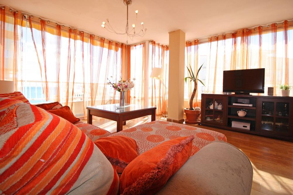 Homeincalpe La Reina Екстериор снимка